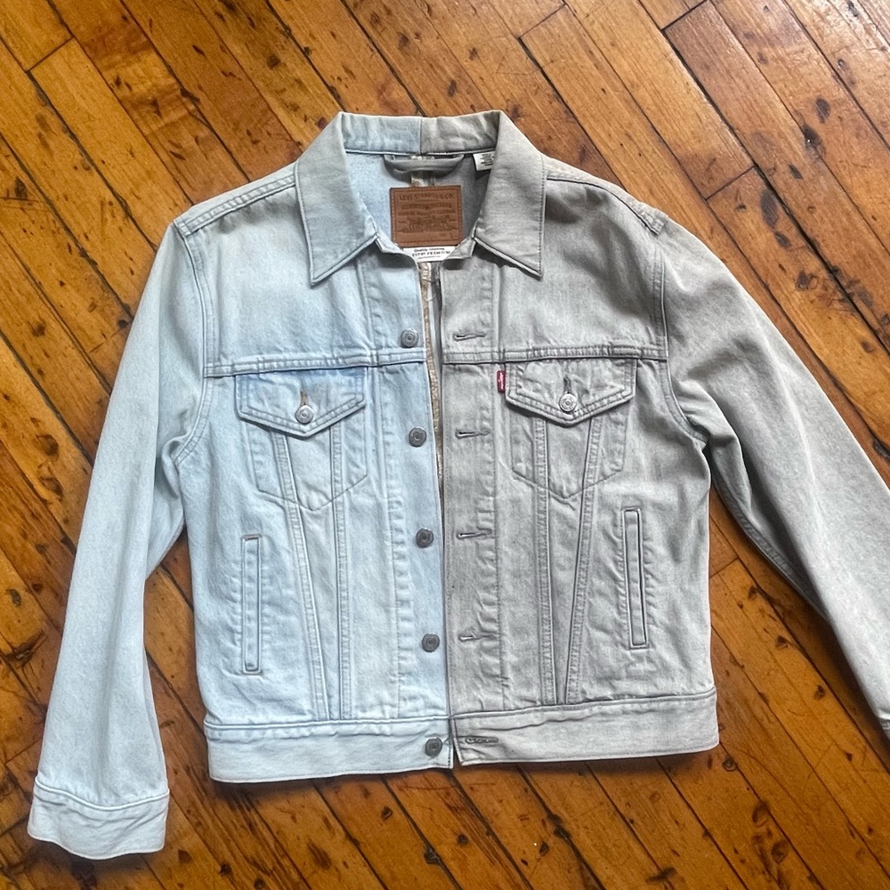Levi's Denim Jacket - Women's Light Blue / Light Grey Color Blocked